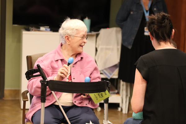 Music Heals Brings Connection and Joy to Dufferin Place